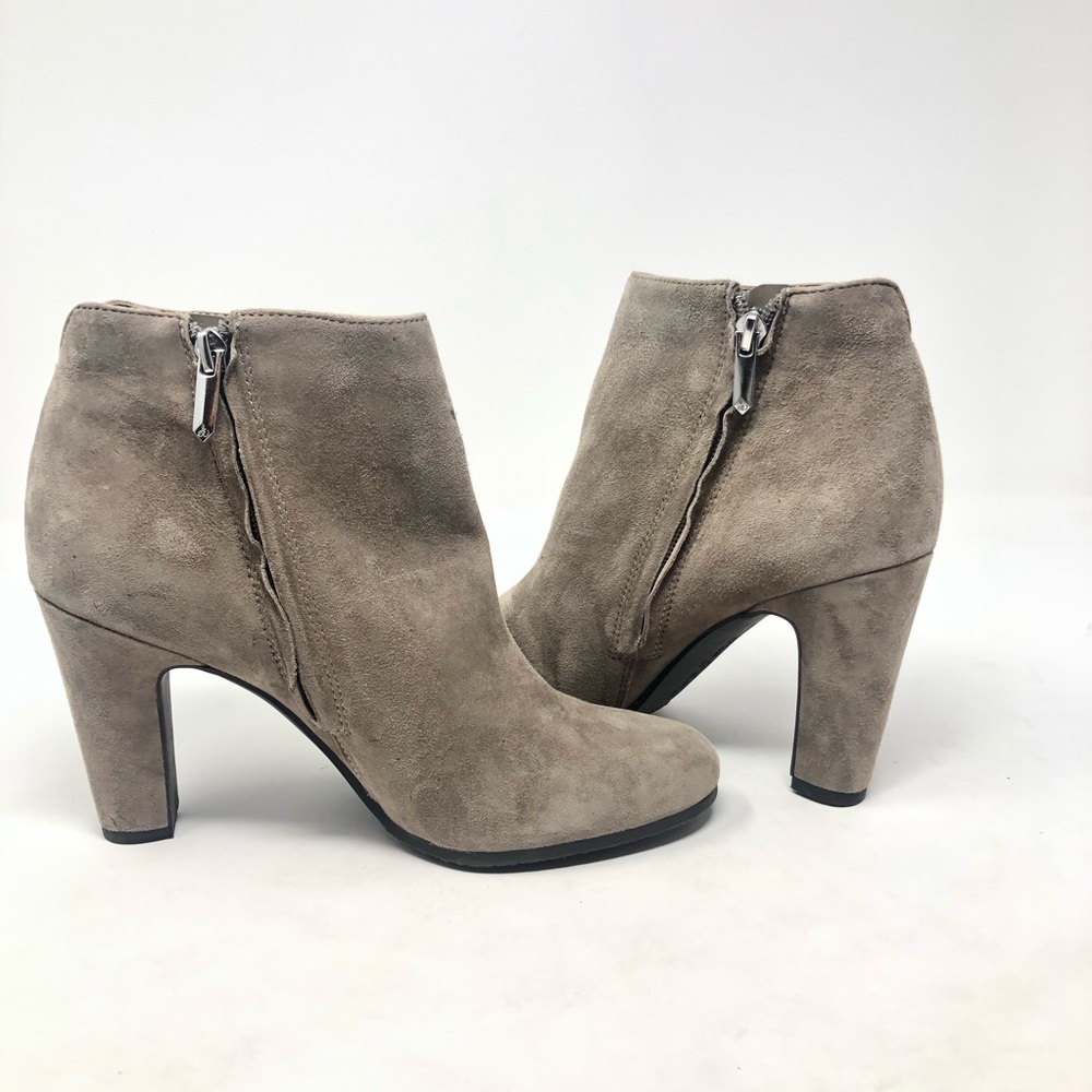 Sam Edelman Sadee Booties - Picture 6 of 9